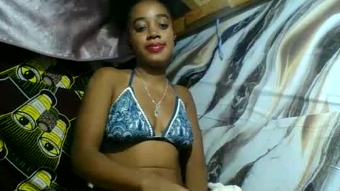 Snapshot of angelettee chatting on June 2026 07:40:01 PM Angelettee online show from June 2026 07:40:01 PM