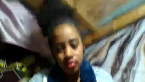 Snapshot of angelettee chatting on June 2026 11:21:02 AM Angelettee online show from June 2026 11:21:02 AM