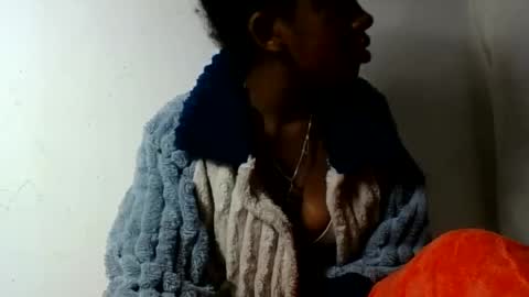 Snapshot of angelettee chatting on July 2026 04:09:01 PM Angelettee online show from July 2026 04:09:01 PM