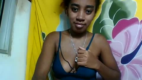 Snapshot of angelettee chatting on July 2026 02:42:02 PM Angelettee online show from July 2026 02:42:02 PM