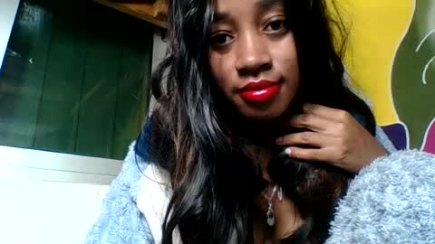 Snapshot of angelettee chatting on July 2026 06:18:02 AM Angelettee online show from July 2026 06:18:02 AM
