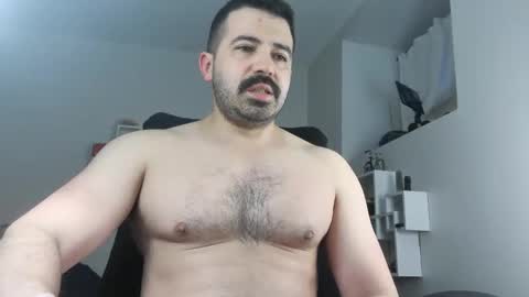 Angel Fusco online show from April 2026 12:35:01 AM