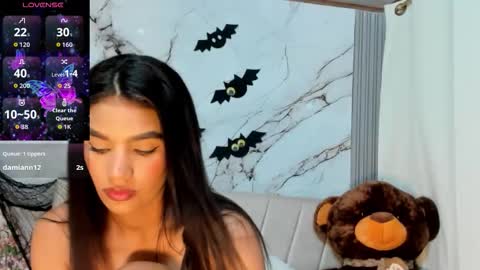 Carolina online show from October 2025 01:46:02 AM