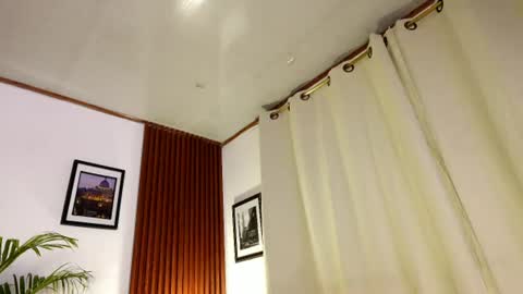 Snapshot of angeli_sexi chatting on July 2026 01:01:01 AM Carolina online show from July 2026 01:01:01 AM