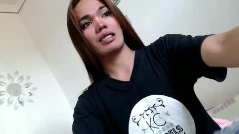 Snapshot of angelic_slutxx chatting on December 2024 02:56:01 AM Yhanna online show from December 2024 02:56:01 AM