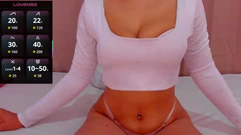 Snapshot of angelica_hot19 chatting on June 2026 02:14:01 PM angelica_hot19 online show from June 2026 02:14:01 PM