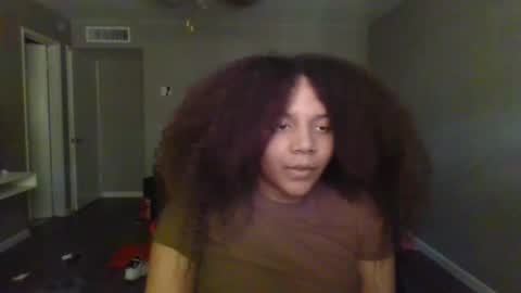 Alius Angelic online show from October 2025 07:11:01 PM