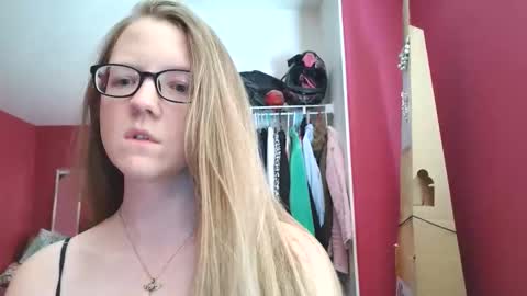 AngelicAngel online show from March 2026 08:35:02 PM