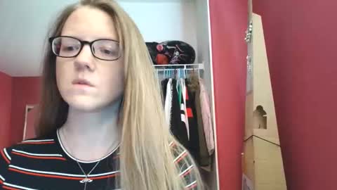 Snapshot of angelicangel3 chatting on May 2026 06:49:02 PM AngelicAngel online show from May 2026 06:49:02 PM