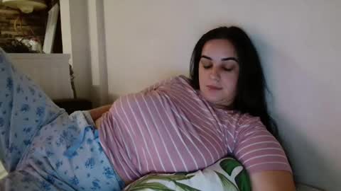 Angela online show from December 2024 08:04:01 PM