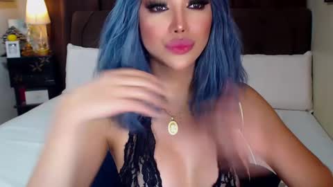 MS. AMALIA online show from January 2025 11:32:02 AM