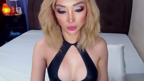 Snapshot of angelicqueents chatting on May 2026 08:22:02 AM MS. AMALIA online show from May 2026 08:22:02 AM