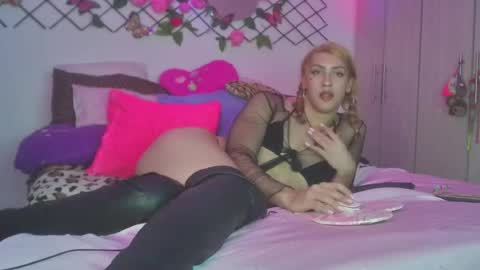 Snapshot of angelicuntyxxx chatting on March 2026 09:36:01 AM ANGELICUNTYXXX online show from March 2026 09:36:01 AM