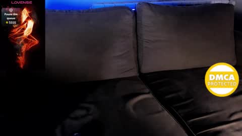 Angelika online show from November 2025 09:47:01 PM