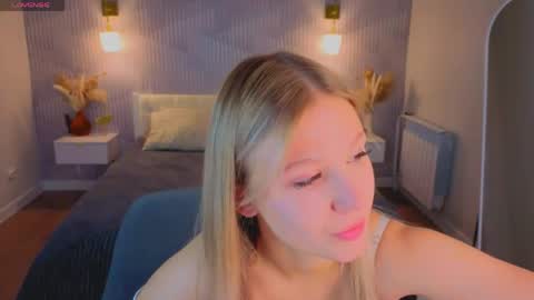 Snapshot of angelina_becker chatting on May 2026 01:12:02 AM Angelina online show from May 2026 01:12:02 AM
