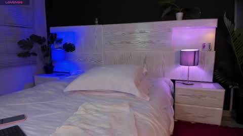 Snapshot of angelina_hilton chatting on April 2026 11:42:02 AM angelina_hilton online show from April 2026 11:42:02 AM