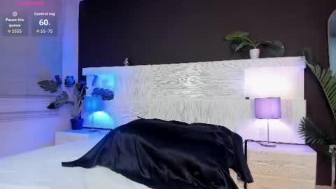 angelina_hilton online show from July 2026 11:35:01 AM