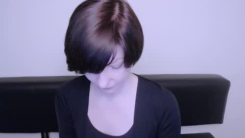 Angelina online show from January 2025 11:00:02 AM