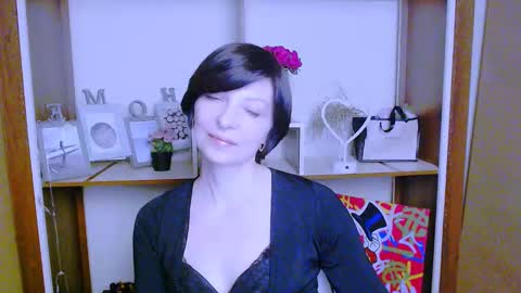 Angelina online show from January 2025 10:45:01 AM