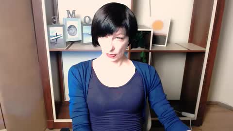 Angelina online show from December 2025 07:02:02 AM