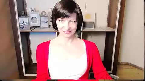 Snapshot of angelinalov_ chatting on June 2026 09:25:02 AM Angelina online show from June 2026 09:25:02 AM
