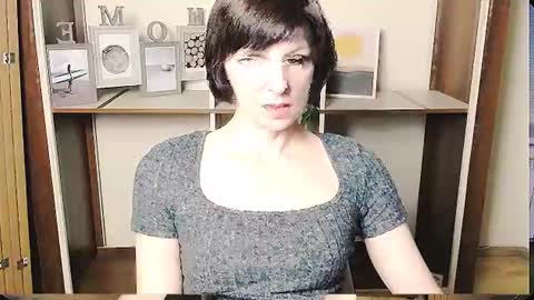 Snapshot of angelinalov_ chatting on June 2026 07:50:02 AM Angelina online show from June 2026 07:50:02 AM