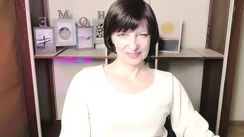 Snapshot of angelinalov_ chatting on June 2026 07:29:02 AM Angelina online show from June 2026 07:29:02 AM