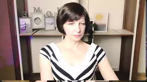 Snapshot of angelinalov_ chatting on June 2026 07:46:02 AM Angelina online show from June 2026 07:46:02 AM