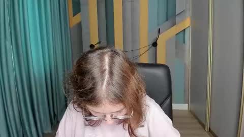 AngelinaLow online show from November 2025 06:46:01 AM