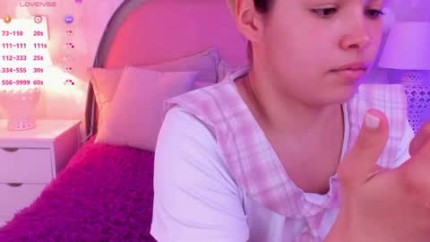 Snapshot of angeline__cute chatting on May 2026 12:13:01 PM angeline online show from May 2026 12:13:01 PM