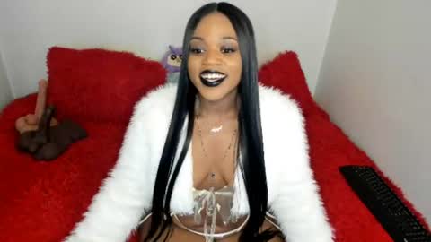 Snapshot of angellaveyparsons chatting on May 2026 02:44:02 PM Angel Lavey-Parsons online show from May 2026 02:44:02 PM