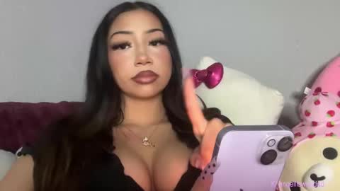 angel online show from December 2025 03:24:02 AM