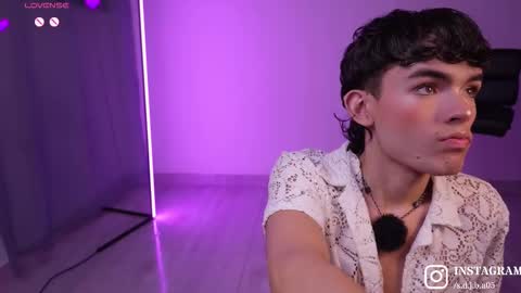 Angelo I work from home this is my room  online show from March 2026 03:13:02 AM