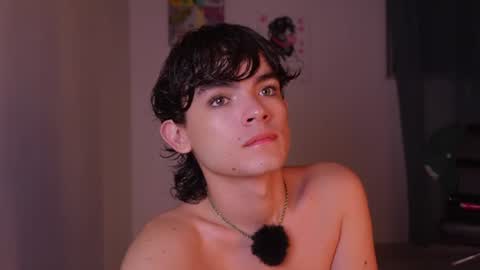 Angelo I work from home this is my room  online show from June 2026 02:11:01 AM