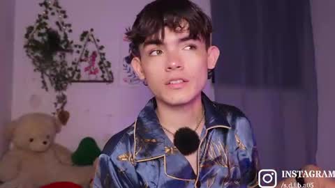 Angelo I work from home this is my room  online show from August 2026 01:51:01 AM
