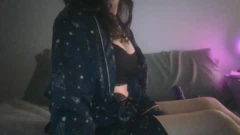 Snapshot of angelrrm chatting on November 2025 04:40:01 PM angelrrm online show from November 2025 04:40:01 PM