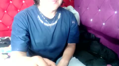 Snapshot of angels_0001 chatting on May 2026 04:07:02 AM angels_0001 online show from May 2026 04:07:02 AM