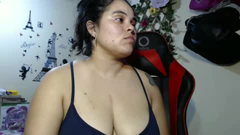 Snapshot of angelsexhotlatin chatting on January 2025 01:08:01 AM angelsexhotlatin online show from January 2025 01:08:01 AM