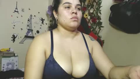 Snapshot of angelsexhotlatin chatting on January 2025 03:37:01 PM angelsexhotlatin online show from January 2025 03:37:01 PM