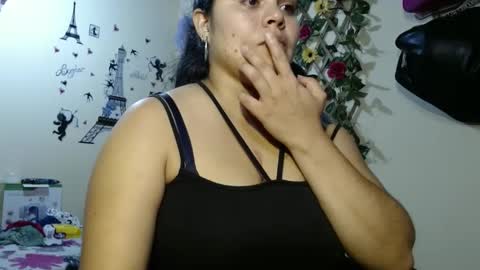 Snapshot of angelsexhotlatin chatting on March 2025 01:12:01 AM angelsexhotlatin online show from March 2025 01:12:01 AM