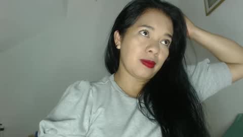 rebeca online show from October 2025 08:18:01 PM