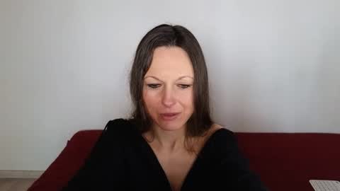 Giulia online show from February 2026 12:34:02 PM