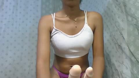 angeltta69 online show from November 2025 05:45:02 PM