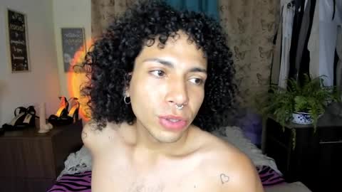 angelwhitte online show from April 2026 01:00:02 AM