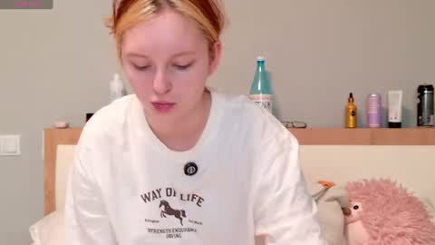 Snapshot of angelwise chatting on August 2026 03:08:02 AM angelwise online show from August 2026 03:08:02 AM
