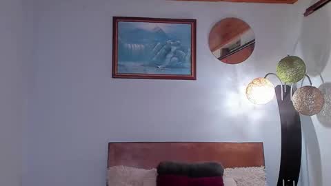 Angel Fox online show from February 2025 01:39:01 PM