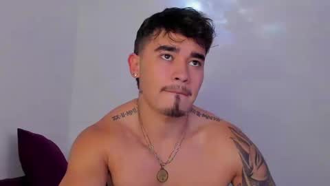 Angel Fox online show from September 2025 08:20:01 PM