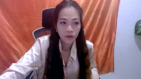 Snapshot of angelyn_slim chatting on July 2026 02:49:02 AM angelyn_slim online show from July 2026 02:49:02 AM