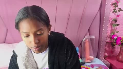Snapshot of angeyapetite chatting on April 2026 01:15:01 PM Anyega online show from April 2026 01:15:01 PM