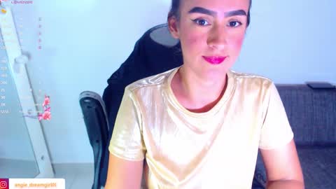 Snapshot of angie_dreamgirl chatting on February 2026 09:01:01 PM IG angie dreamgirl01 online show from February 2026 09:01:01 PM